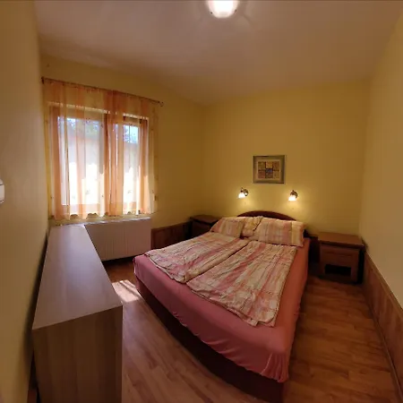 Frank Apartmanhaz Balatonboglár Exterior photo