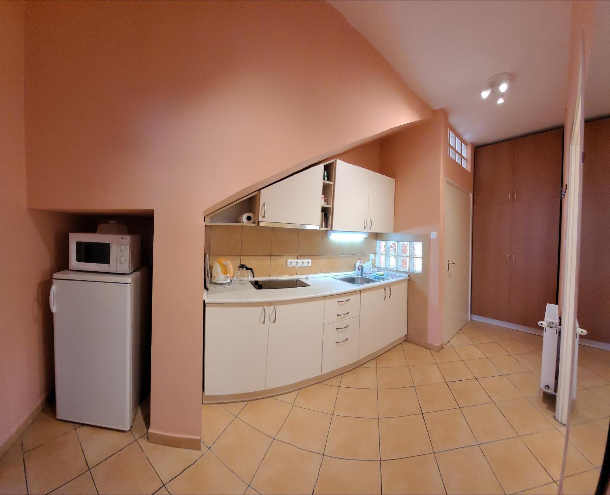 Frank Apartmanhaz Apartment Balatonboglár